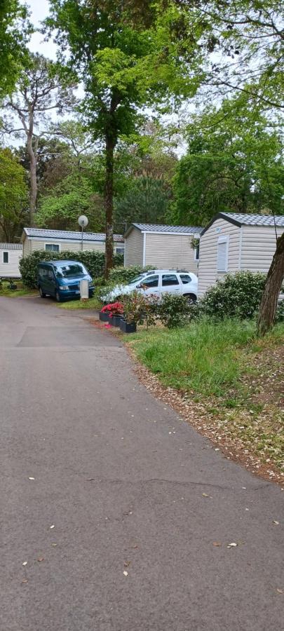 Mobil Home 6-8 Places St Brevin Les Pins 44 سانت-بريفين-لي-بان المظهر الخارجي الصورة